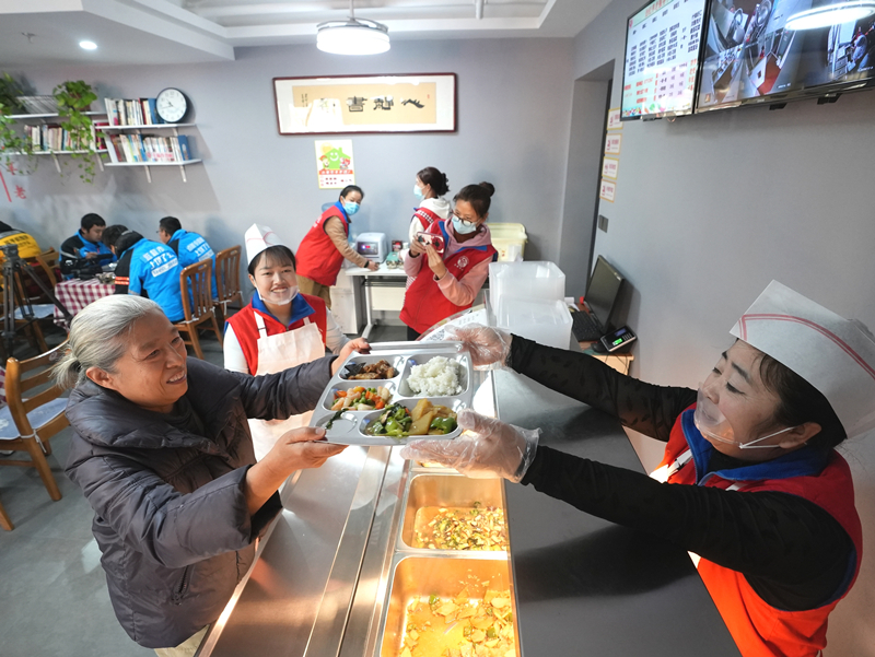 增养老助餐点 织密养老助餐服务网络pg电子模拟器试玩朝阳劲松街道新(图3)